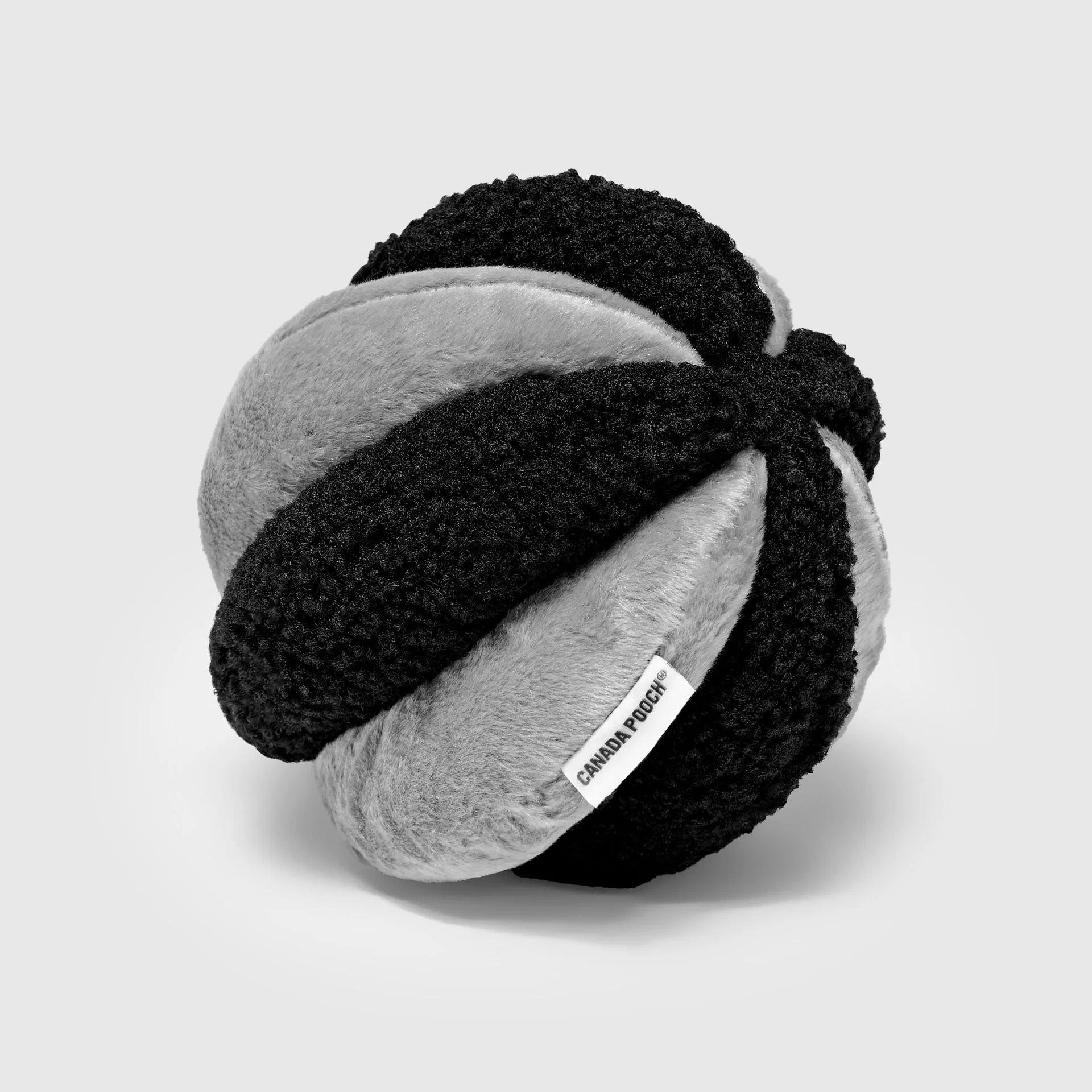 Canada Pooch Snuffle Ball Toy