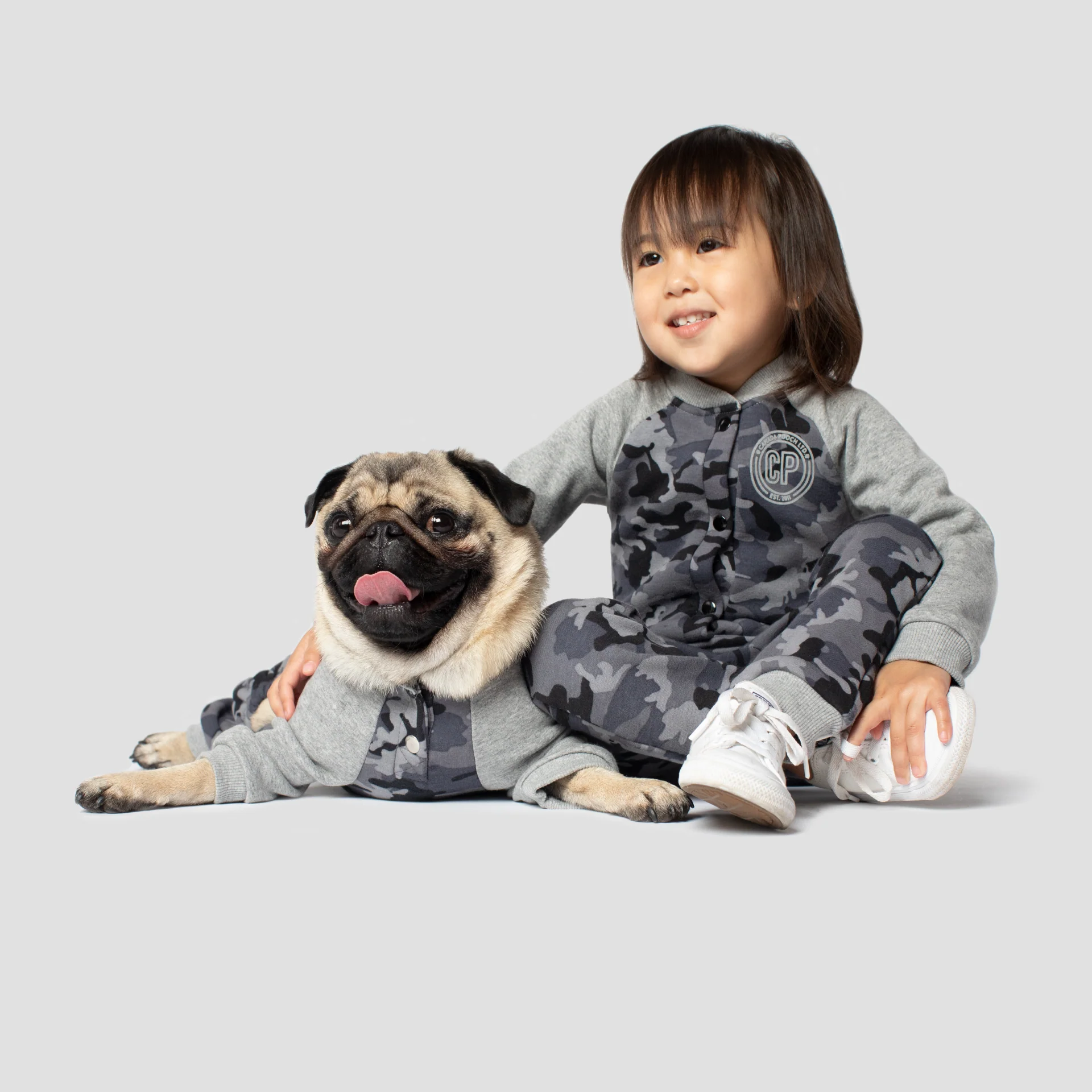 Canada Pooch Frosty Fleece Kids Sweatsuit