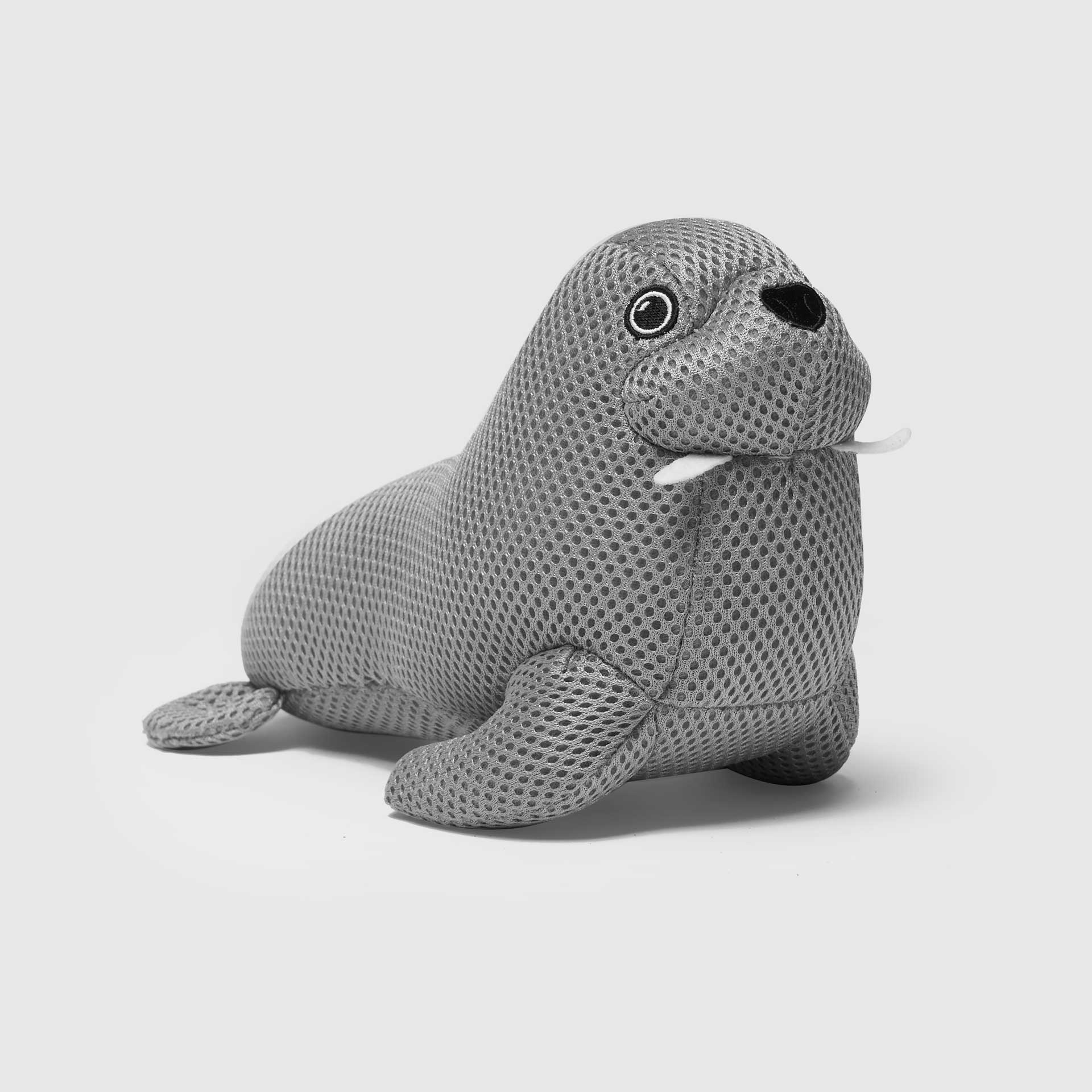Canada Pooch Freeze & Chill Cooling Pal Toy